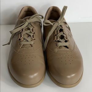 SAS TRIPAD COMFORT FREE TIME NWOT